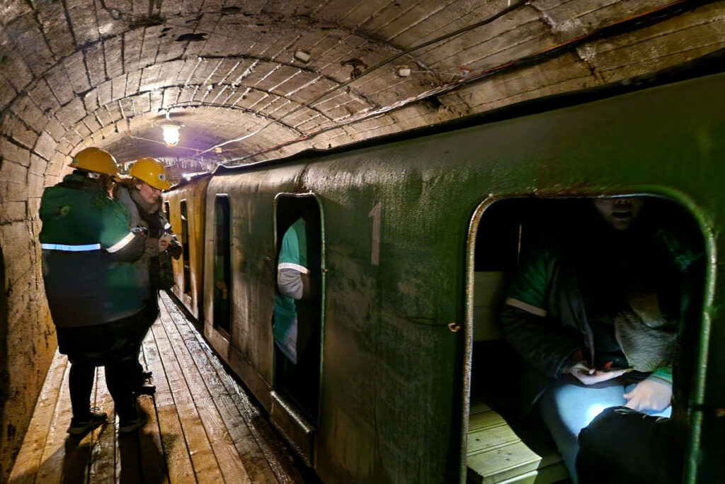 Itä-Viron kiertomatka kaivosjuna Samimatkat