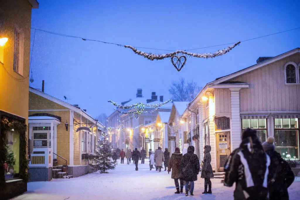 Porvoon ja Loviisan joulutapahtumat matka Samimatkat
